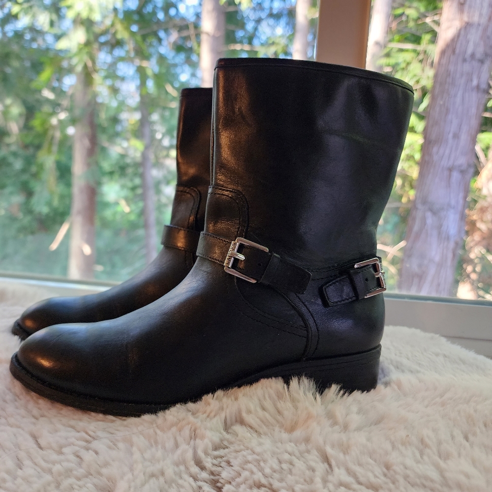 Ralph Laurent booties Like New 5.5